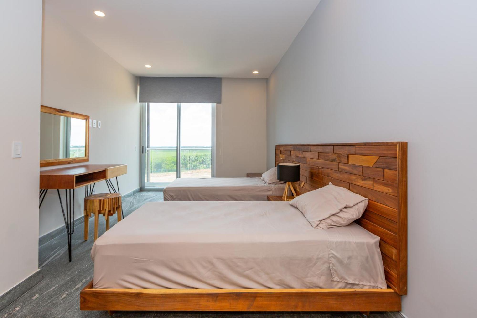 Ocean View Condo - Beach, Pool & Jacuzzi! Канкун Экстерьер фото